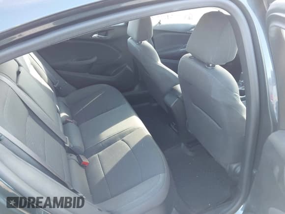 ✅ 2017 Chevrolet Cruze LT • VIN: 3G1BE6SM6HS531133 • Lot: 43536755. Listed on IAAI with 60,613 mi. Free auction sales archive from the USA and detailed vehicle history report at DreamBid. Image 8.