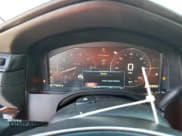 ✅ 2015 Cadillac Escalade Premium • VIN: 1GYS4NKJ9FR502603 • Lot: 82506135. Wystawiony na Copart z przebiegiem 97 794 mil. Bezpłatny archiwum sprzedaży aukcyjnych z USA i szczegółowy raport historii pojazdu na DreamBid. Zdjęcie 9.