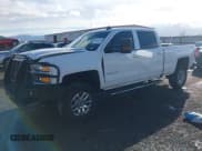 ✅ 2016 Chevrolet Silverado 2500HD LT • VIN: 1GC1KVE80GF235550 • Lot: 43737325. Wystawiony na IAAI z przebiegiem 256 055 mil. Bezpłatny archiwum sprzedaży aukcyjnych z USA i szczegółowy raport historii pojazdu na DreamBid. Zdjęcie 2.