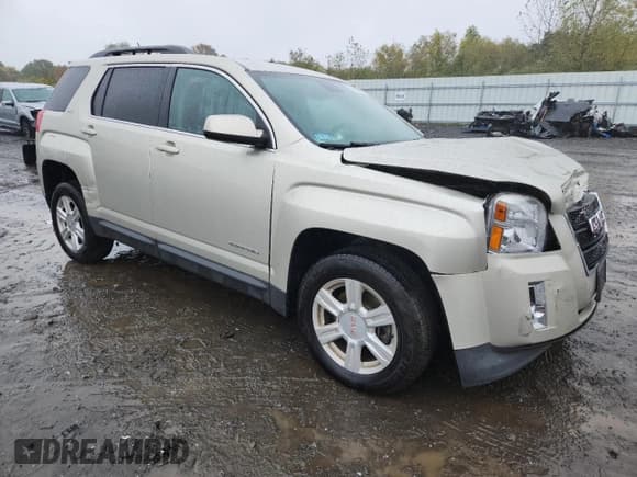 ✅ 2015 GMC Terrain SLT • VIN: 2GKFLXE30F6426319 • Lot: 86280605. Wystawiony na Copart z przebiegiem 130 208 mil. Bezpłatny archiwum sprzedaży aukcyjnych z USA i szczegółowy raport historii pojazdu na DreamBid. Zdjęcie 4.