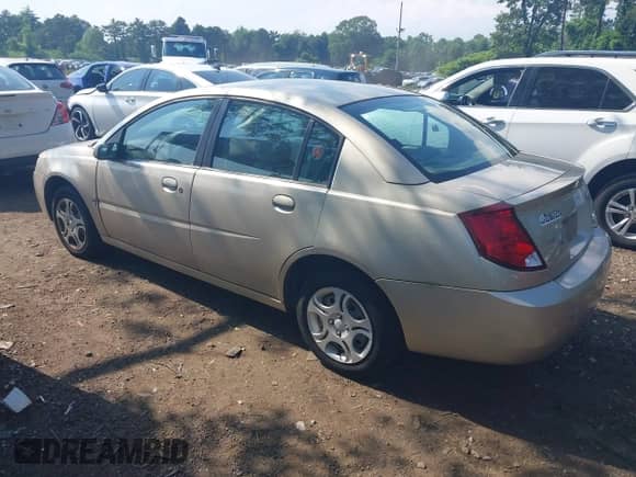 2004 Saturn ION ION 2 z VIN 1G8AJ52F44Z182846, wystawiony jako IAAI lot #42689006 z przebiegiem 98 282 mil mil oraz . Historia ofert i sprzedaży dostępna na DreamBid. Obrazek 3.