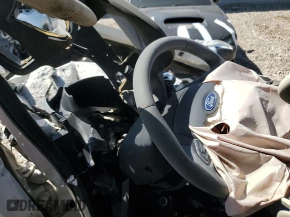 ✅ 2019 Ford Escape Titanium • VIN: 1FMCU9J93KUB60965 • Lot: 58363185. Listed on Copart with Not provided. Free auction sales archive from the USA and detailed vehicle history report at DreamBid. Image 9.