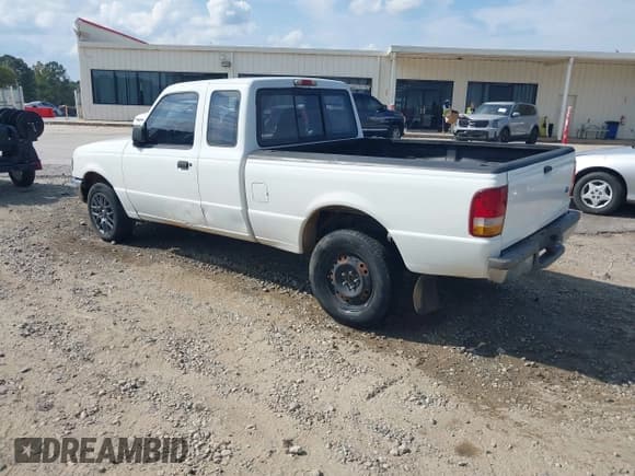 ✅ 1993 Ford Ranger STX • VIN: 1FTCR14U6PTA57060 • Lot: 43190227. Wystawiony na IAAI z przebiegiem 48 981 mil. Bezpłatny archiwum sprzedaży aukcyjnych z USA i szczegółowy raport historii pojazdu na DreamBid. Zdjęcie 3.