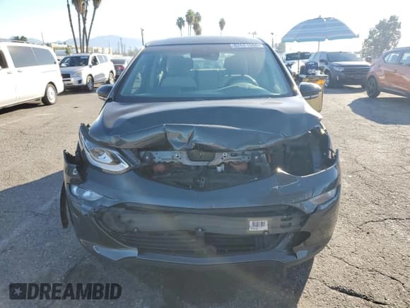 ✅ 2020 Chevrolet Bolt EV LT • VIN: 1G1FY6S09L4147233 • Лот: 82621555. Опубликован ранее на Copart с пробегом 52 523 миль. Бесплатный доступ к архиву аукционных продаж из США и подробный отчёт об истории автомобиля на DreamBid. Изображение 5.