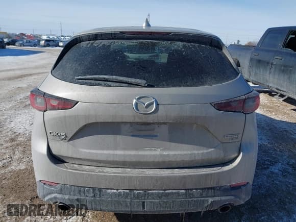 ✅ 2024 Mazda CX-5 Premium • VIN: JM3KFBDY1R0378092 • Lot: 41415595. Wystawiony na IAAI z przebiegiem 13 165 mil. Bezpłatny archiwum sprzedaży aukcyjnych z USA i szczegółowy raport historii pojazdu na DreamBid. Zdjęcie 16.