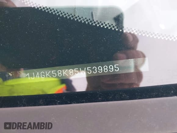 ✅ 2005 Jeep Liberty Limited • VIN: 1J4GK58K85W539895 • Lot: 41869242. Listed on IAAI with 163,967 mi. Free auction sales archive from the USA and detailed vehicle history report at DreamBid. Image 9.