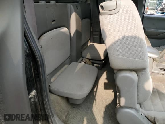 ✅ 2005 Nissan Frontier XE • VIN: 1N6BD06T35C429084 • Lot: 59422185. Listed on Copart with 237,834 mi. Free auction sales archive from the USA and detailed vehicle history report at DreamBid. Image 10.