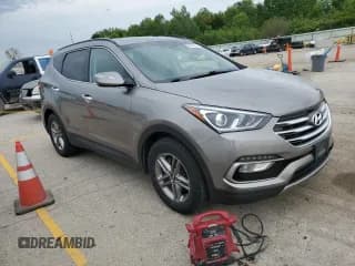 ✅ 2018 Hyundai Santa Fe 2.4L • VIN: 5NMZU3LB5JH081718 • Лот: 57635284. Опубликован ранее на Copart с пробегом 151 375 миль. Бесплатный доступ к архиву аукционных продаж из США и подробный отчёт об истории автомобиля на DreamBid. Изображение 4.