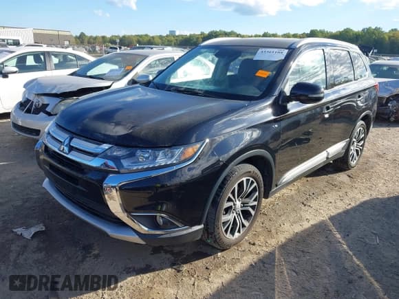 ✅ 2016 Mitsubishi Outlander GT • VIN: JA4JZ4AXXGZ003095 • Lot: 43361108. Listed on IAAI with 216,885 mi. Free auction sales archive from the USA and detailed vehicle history report at DreamBid. Image 17.
