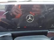 ✅ 2025 Mercedes-Benz GLB 250 • VIN: W1N4M4HB2SW424646 • Lot: 91841165. Wystawiony na Copart z przebiegiem 114 mil. Bezpłatny archiwum sprzedaży aukcyjnych z USA i szczegółowy raport historii pojazdu na DreamBid. Zdjęcie 9.