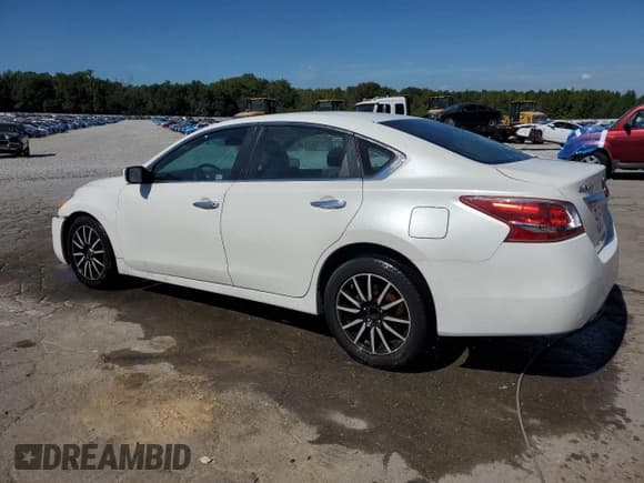 ✅ 2013 Nissan Altima SV • VIN: 1N4BL3AP3DN499761 • Лот: 84482815. Опубликован ранее на Copart с пробегом 175 641 миль. Бесплатный доступ к архиву аукционных продаж из США и подробный отчёт об истории автомобиля на DreamBid. Изображение 2.