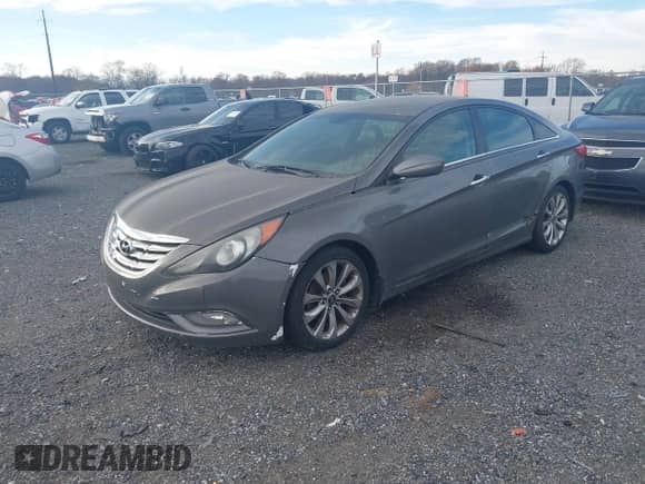 2011 Hyundai Sonata Limited с VIN 5NPEC4AC4BH129023, выставлен на аукционе IAAI как лот 43632415 с пробегом 134 516 миль миль и . История ставок и продаж доступна на DreamBid. Изображение 2.