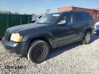 ✅ 2008 Jeep Grand Cherokee Laredo • VIN: 1J8GS48K88C120976 • Лот: 82232295. Опубликован ранее на Copart с пробегом 240 845 миль. Бесплатный доступ к архиву аукционных продаж из США и подробный отчёт об истории автомобиля на DreamBid. Изображение 1.