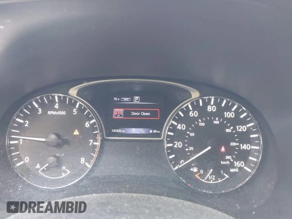 ✅ 2018 Nissan Pathfinder SL • VIN: 5N1DR2MMXJC607101 • Lot: 42075953. Listed on IAAI with 141,632 mi. Free auction sales archive from the USA and detailed vehicle history report at DreamBid. Image 7.