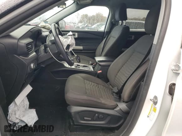 ✅ 2021 Ford Explorer XLT • VIN: 1FMSK8DH9MGA54469 • Lot: 90551085. Listed on Copart with 56,561 mi. Free auction sales archive from the USA and detailed vehicle history report at DreamBid. Image 7.