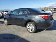 ✅ 2017 Toyota Corolla L • VIN: 5YFBURHE7HP605832 • Лот: 82451825. Опубликован ранее на Copart с пробегом 98 561 миль. Бесплатный доступ к архиву аукционных продаж из США и подробный отчёт об истории автомобиля на DreamBid. Изображение 2.