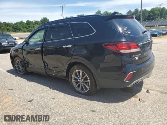 ✅ 2017 Hyundai Santa Fe SE • VIN: KM8SMDHF2HU223718 • Лот: 57117714. Опубликован ранее на Copart с пробегом 110 392 миль. Бесплатный доступ к архиву аукционных продаж из США и подробный отчёт об истории автомобиля на DreamBid. Изображение 2.