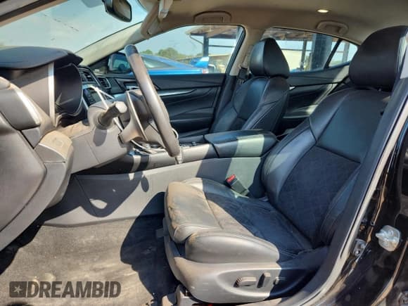 ✅ 2018 Nissan Maxima Platinum • VIN: 1N4AA6AP8JC372384 • Lot: 80881755. Listed on Copart with 83,892 mi. Free auction sales archive from the USA and detailed vehicle history report at DreamBid. Image 7.