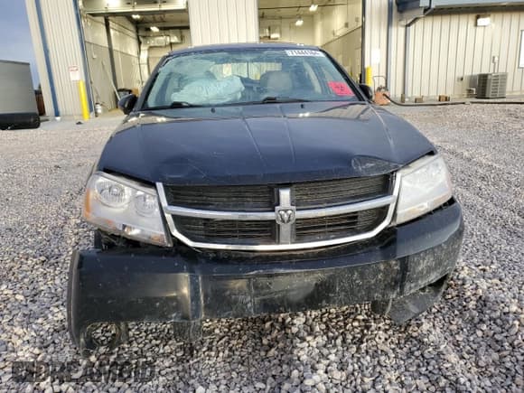 ✅ 2008 Dodge Avenger R/T • VIN: 1B3LC76M18N665173 • Лот: 83875564. Опубликован ранее на Copart с пробегом 201 326 миль. Бесплатный доступ к архиву аукционных продаж из США и подробный отчёт об истории автомобиля на DreamBid. Изображение 5.