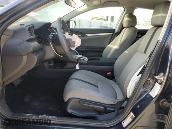 ✅ 2017 Honda Civic LX • VIN: 19XFC2F5XHE219082 • Lot: 92332275. Wystawiony na Copart z przebiegiem 78 440 mil. Bezpłatny archiwum sprzedaży aukcyjnych z USA i szczegółowy raport historii pojazdu na DreamBid. Zdjęcie 7.