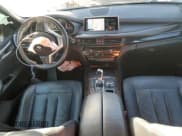 ✅ 2017 BMW X5 sDrive35i • VIN: 5UXKR2C54H0U21649 • Лот: 86625665. Опубликован ранее на Copart с пробегом 91 700 миль. Бесплатный доступ к архиву аукционных продаж из США и подробный отчёт об истории автомобиля на DreamBid. Изображение 8.