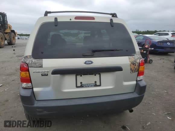 ✅ 2003 Ford Escape XLT Popular 2 • VIN: 1FMYU93173KB79464 • Lot: 67105015. Wystawiony na Copart z przebiegiem 87 593 mil. Bezpłatny archiwum sprzedaży aukcyjnych z USA i szczegółowy raport historii pojazdu na DreamBid. Zdjęcie 6.