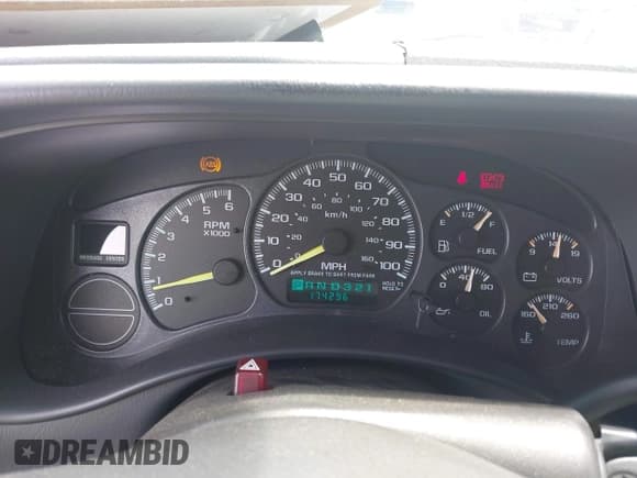 ✅ 2001 Chevrolet Suburban LS • VIN: 3GNEC16T81G166386 • Лот: 42768973. Опубликован ранее на IAAI с пробегом 174 296 миль. Бесплатный доступ к архиву аукционных продаж из США и подробный отчёт об истории автомобиля на DreamBid. Изображение 7.