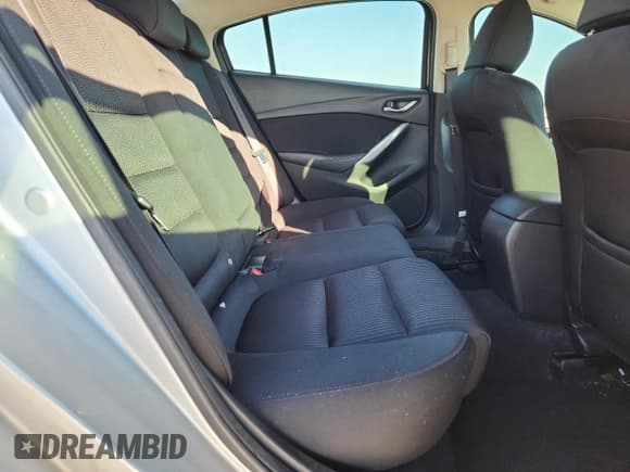 ✅ 2017 Mazda 6 Sport • VIN: JM1GL1U5XH1131542 • Лот: 82620245. Опубликован ранее на Copart с пробегом 200 810 миль. Бесплатный доступ к архиву аукционных продаж из США и подробный отчёт об истории автомобиля на DreamBid. Изображение 10.