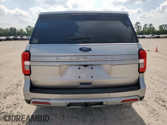 ✅ 2022 Ford Expedition XLT • VIN: 1FMJU1HT0NEA14953 • Лот: 58150705. Опубликован ранее на Copart с пробегом 44 670 миль. Бесплатный доступ к архиву аукционных продаж из США и подробный отчёт об истории автомобиля на DreamBid. Изображение 6.