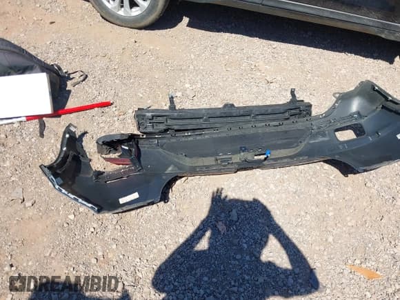 ✅ 2023 Hyundai Venue SEL • VIN: KMHRC8A37PU256494 • Lot: 39727783. Listed on IAAI with 20,170 mi. Free auction sales archive from the USA and detailed vehicle history report at DreamBid. Image 12.