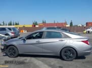 ✅ 2023 Hyundai Elantra Blue • VIN: KMHLM4AJ9PU064200 • Lot: 43223889. Listed on IAAI with 49,876 mi. Free auction sales archive from the USA and detailed vehicle history report at DreamBid. Image 14.