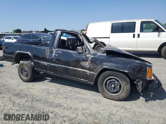 ✅ 1993 Mitsubishi Mighty Max • VIN: JA7LS21G4PP004307 • Лот: 55294015. Опубликован ранее на Copart с пробегом 173 868 миль. Бесплатный доступ к архиву аукционных продаж из США и подробный отчёт об истории автомобиля на DreamBid. Изображение 4.