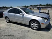 ✅ 2001 Mercedes-Benz C 230/260/280/320 • VIN: WDBRF61J01F089548 • Lot: 58216075. Wystawiony na Copart z przebiegiem Nie podano. Bezpłatny archiwum sprzedaży aukcyjnych z USA i szczegółowy raport historii pojazdu na DreamBid. Zdjęcie 4.