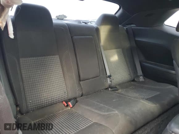 ✅ 2016 Dodge Challenger SXT Plus • VIN: 2C3CDZAG0GH100756 • Lot: 48761834. Wystawiony na Copart z przebiegiem 120 422 mil. Bezpłatny archiwum sprzedaży aukcyjnych z USA i szczegółowy raport historii pojazdu na DreamBid. Zdjęcie 10.