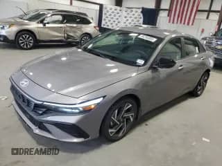 2025 Hyundai Elantra SEL Sport with VIN KMHLM4DG9SU907014, listed as a Copart auction lot 85256005 with 3,975 mi miles and Salvage title. Bid and sale history available at DreamBid. Image 1.