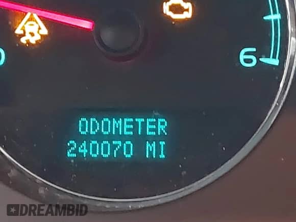 2007 Chevrolet Tahoe LTZ с VIN 1GNFK13007J126571, выставлен на аукционе IAAI как лот 43396515 с пробегом 240 070 миль миль и . История ставок и продаж доступна на DreamBid. Изображение 15.