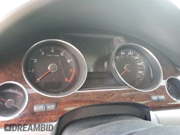 ✅ 2009 Audi A8 4.2L • VIN: WAUMV94E19N003130 • Лот: 74585754. Опубликован ранее на Copart с пробегом Не указан. Бесплатный доступ к архиву аукционных продаж из США и подробный отчёт об истории автомобиля на DreamBid. Изображение 9.