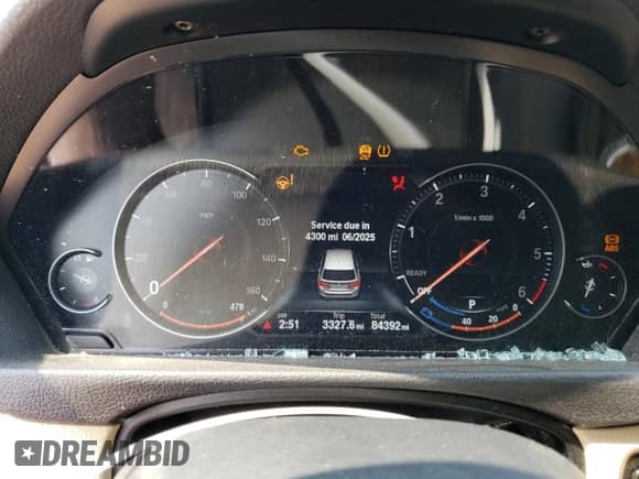 2018 BMW 3 Series 328d xDrive с VIN WBA8J1C53JA018885, выставлен на аукционе Copart как лот 64187624 с пробегом 84 392 миль миль и Списание • Salvage title. История ставок и продаж доступна на DreamBid. Изображение 9.