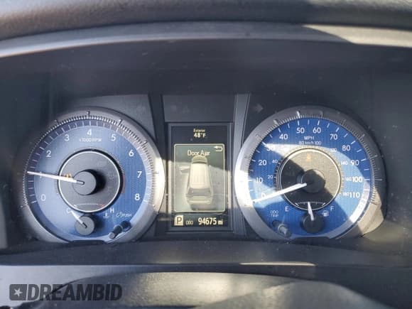 ✅ 2017 Toyota Sienna XLE Auto Access Seat • VIN: 5TDYZ3DC5HS781637 • Lot: 57648085. Listed on Copart with 94,675 mi. Free auction sales archive from the USA and detailed vehicle history report at DreamBid. Image 9.