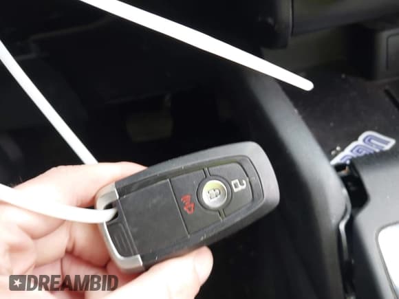 ✅ 2020 Ford Escape SE • VIN: 1FMCU9G64LUA25167 • Лот: 42307557. Опубликован ранее на IAAI с пробегом 82 524 миль. Бесплатный доступ к архиву аукционных продаж из США и подробный отчёт об истории автомобиля на DreamBid. Изображение 11.