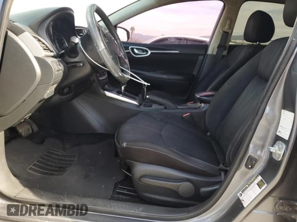 ✅ 2017 Nissan Sentra SV • VIN: 3N1AB7AP6HL665960 • Лот: 92514495. Опубликован ранее на Copart с пробегом 170 656 миль. Бесплатный доступ к архиву аукционных продаж из США и подробный отчёт об истории автомобиля на DreamBid. Изображение 7.