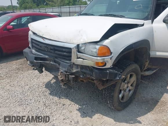 2006 GMC Sierra 1500 Work Truck with VIN 1GTEK19B26E261023, listed as a IAAI auction lot 42404839 with 162,089 mi miles and . Bid and sale history available at DreamBid. Image 6.