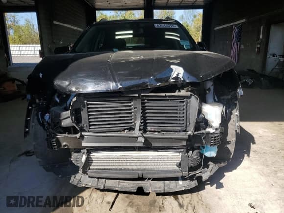 ✅ 2022 GMC Terrain SLE • VIN: 3GKALTEV7NL283125 • Lot: 82043015. Wystawiony na Copart z przebiegiem 17 907 mil. Bezpłatny archiwum sprzedaży aukcyjnych z USA i szczegółowy raport historii pojazdu na DreamBid. Zdjęcie 5.