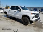 ✅ 2022 Chevrolet Silverado 1500 LT Trail Boss • VIN: 3GCUDFET3NG659222 • Lot: 91209475. Wystawiony na Copart z przebiegiem 67 285 mil. Bezpłatny archiwum sprzedaży aukcyjnych z USA i szczegółowy raport historii pojazdu na DreamBid. Zdjęcie 4.