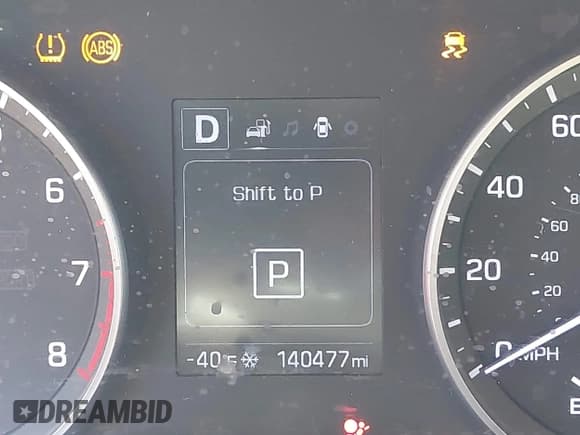 ✅ 2018 Hyundai Elantra Value Edition • VIN: KMHD84LF2JU505514 • Lot: 42591145. Wystawiony na IAAI z przebiegiem 140 477 mil. Bezpłatny archiwum sprzedaży aukcyjnych z USA i szczegółowy raport historii pojazdu na DreamBid. Zdjęcie 16.