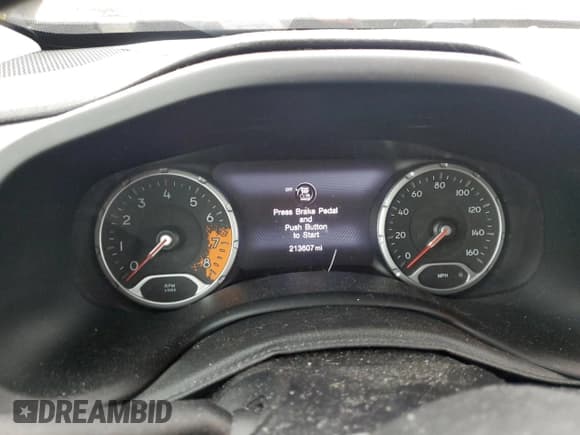 ✅ 2017 Jeep Renegade Limited • VIN: ZACCJBDB4HPE78526 • Lot: 90700755. Listed on Copart with 213,607 mi. Free auction sales archive from the USA and detailed vehicle history report at DreamBid. Image 9.