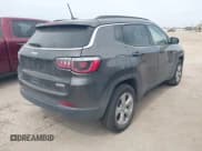 ✅ 2018 Jeep Compass Latitude • VIN: 3C4NJDBB2JT155243 • Лот: 43305317. Опубликован ранее на IAAI с пробегом 65 919 миль. Бесплатный доступ к архиву аукционных продаж из США и подробный отчёт об истории автомобиля на DreamBid. Изображение 4.