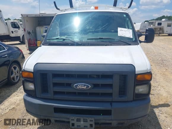 ✅ 2013 Ford Econoline Cargo Commercial • VIN: 1FTNE1EW5DDB01348 • Lot: 42831731. Listed on IAAI with 125,715 mi. Free auction sales archive from the USA and detailed vehicle history report at DreamBid. Image 6.