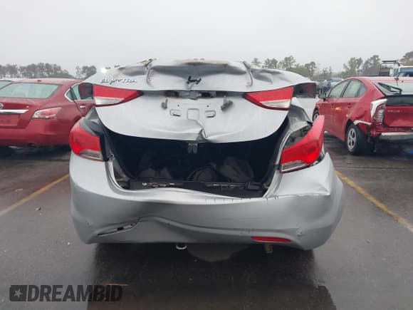 ✅ 2011 Hyundai Elantra GLS • VIN: 5NPDH4AE5BH038762 • Лот: 43532069. Опубликован ранее на IAAI с пробегом 153 791 миль. Бесплатный доступ к архиву аукционных продаж из США и подробный отчёт об истории автомобиля на DreamBid. Изображение 16.