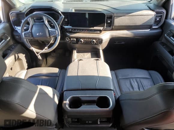 ✅ 2024 Chevrolet Silverado 2500HD LT • VIN: 2GC4YNEY6R1242640 • Лот: 84286755. Опубликован ранее на Copart с пробегом Не указан. Бесплатный доступ к архиву аукционных продаж из США и подробный отчёт об истории автомобиля на DreamBid. Изображение 8.